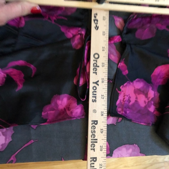 Venus size XL black & pink floral print high / low duster ties at front - Picture 14 of 16
